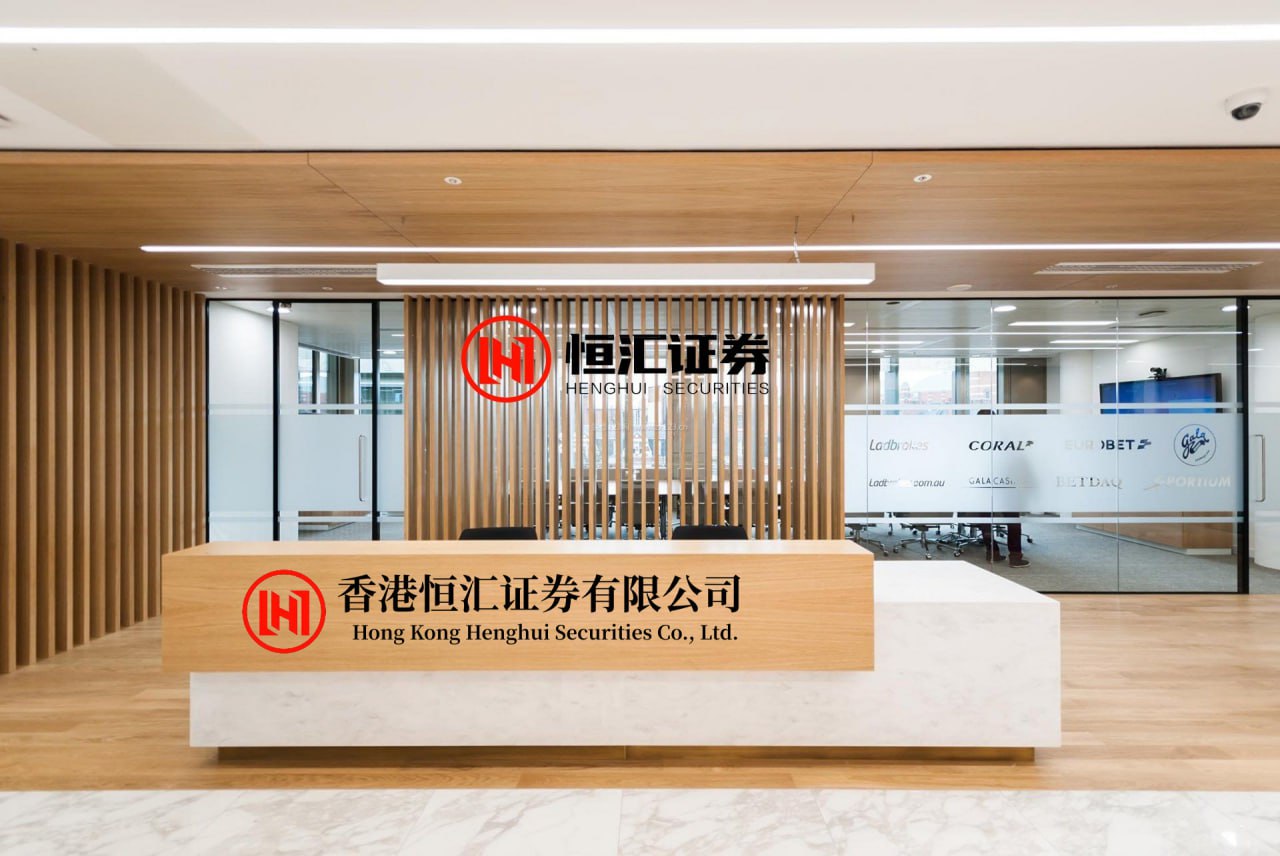 大咖配资 17岁男孩离家出走8天 直击搜寻现场 父亲痛哭求助